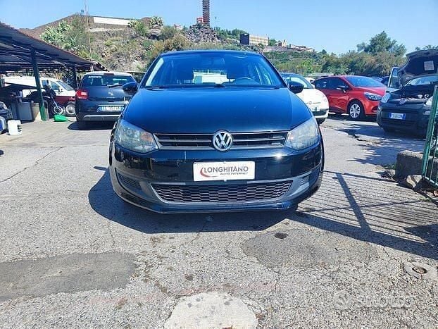 Usata VW Polo 95 CV (69 kW) 2013 Blu Berlina