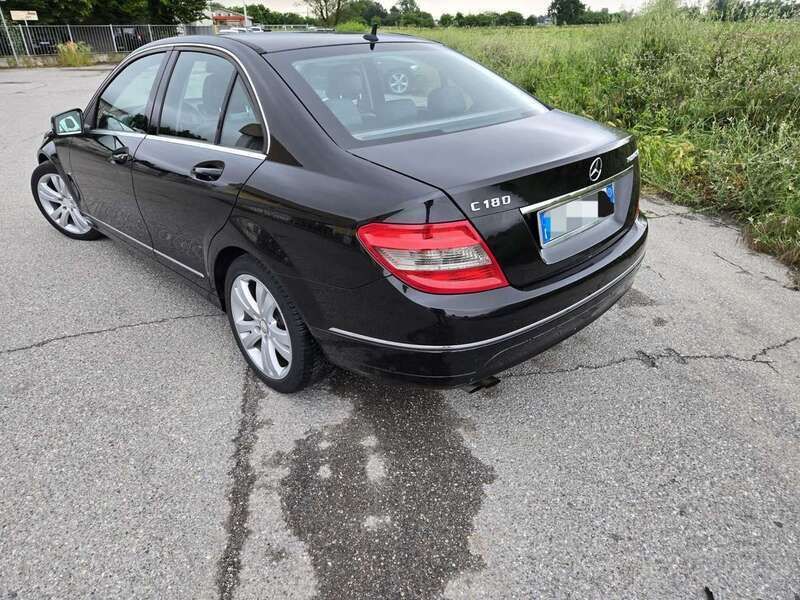 Usata Mercedes C180 Avantgarde 156 CV (114 kW) 2009 Nero Berlina