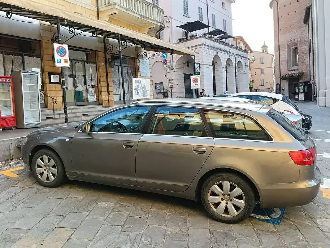 Usata Audi A6 179 CV (131 kW) 2007 Bronzo Station wagon