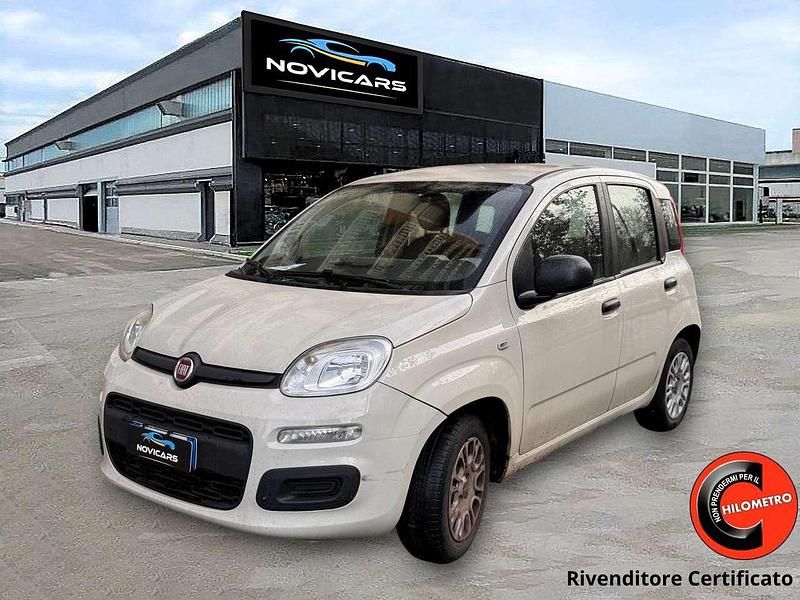 Usata Fiat Panda Easy 69 CV (50 kW) 2015 Beige cappuccino Utilitaria