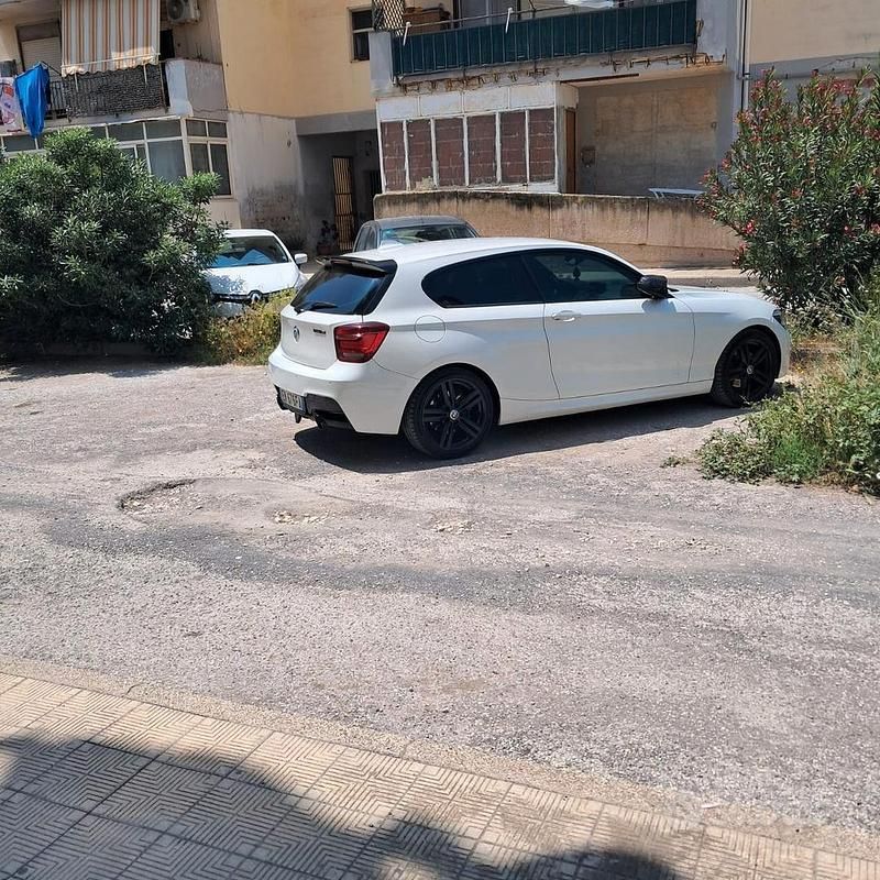 Usata BMW 125 218 CV (160 kW) 2012 Bianco Utilitaria