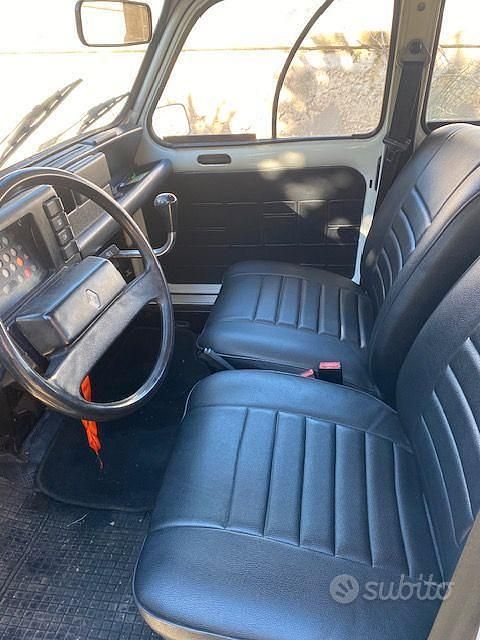 Usata Renault R4 33 CV (24 kW) 1991 Bianco Berlina