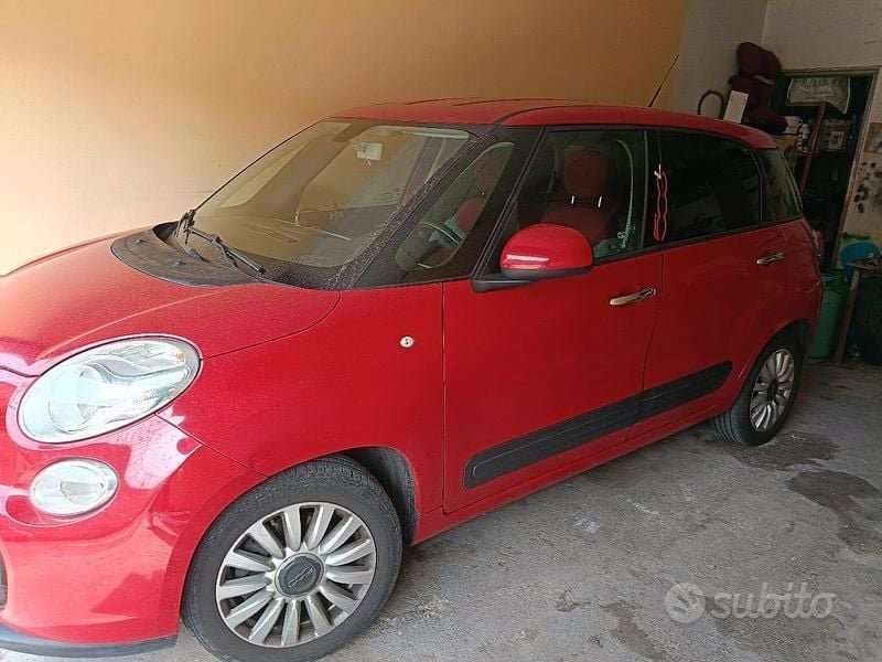 Rosso Usata 2013 Fiat 500L Monovolume | 5400 € (Buon prezzo) - Immagine 1/2