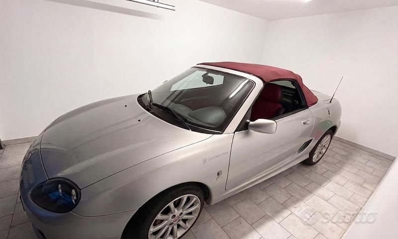 Usata MG TF 116 CV (85 kW) 2004 Grigio Cabrio
