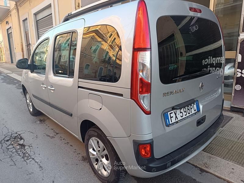 Usata Renault Kangoo LIMITED 95 CV (69 kW) 2019 Grigio Monovolume