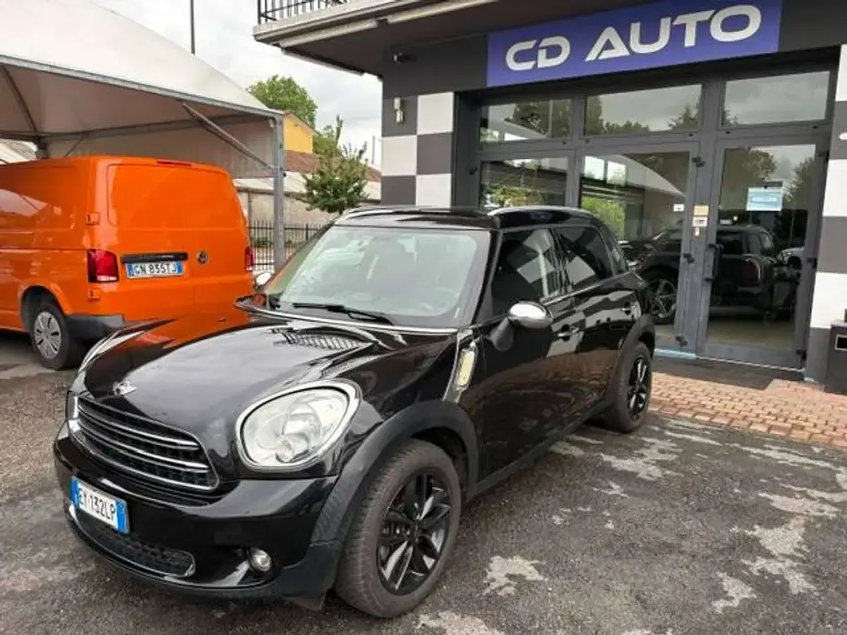 Usata Mini One D Countryman Business 90 CV (66 kW) 2015 Nero SUV