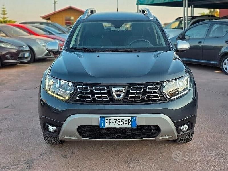 Usata Dacia Duster Comfort 110 CV (80 kW) 2018 Grigio SUV
