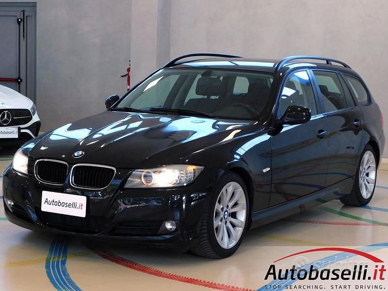 Usata BMW 320 Efficient Dynamics 177 CV (130 kW) 2010 Nero metallizato Station wagon