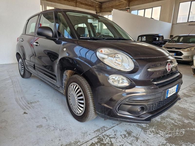 Usata Fiat 500L 95 CV (69 kW) 2019 Nero Monovolume