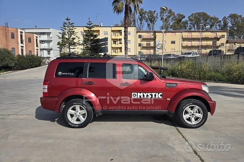 Usata Dodge Nitro SXT 177 CV (130 kW) 2007 Rosso SUV
