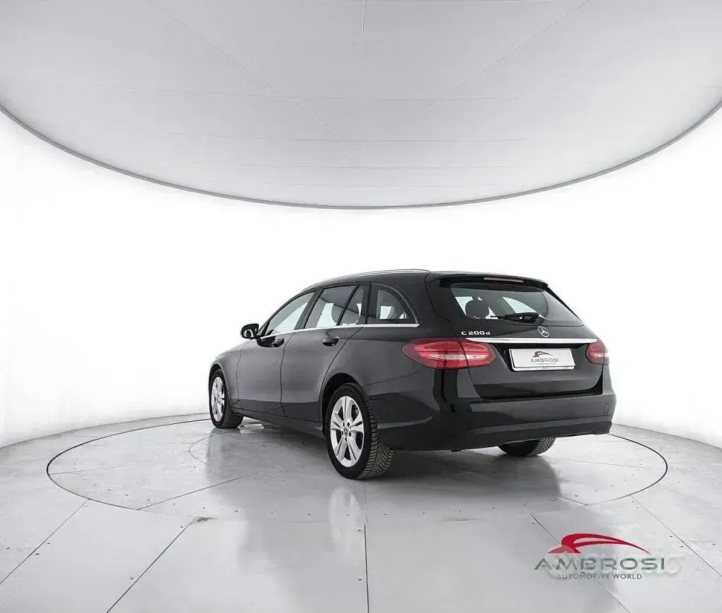 Usata Mercedes C200 Executive 136 CV (100 kW) 2018 Nero Station wagon