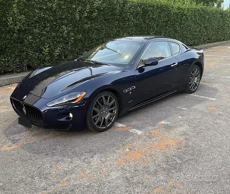 Usata Maserati Granturismo 439 CV (322 kW) 2010 Blu Coupé