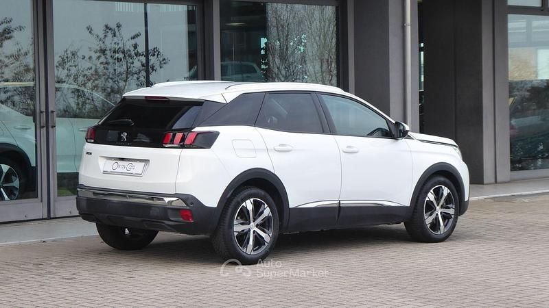 Usata Peugeot 3008 Allure 120 CV (88 kW) 2017 Bianco SUV