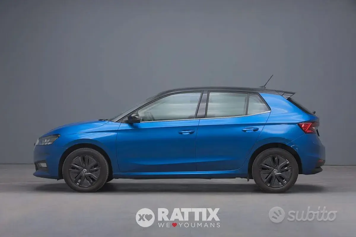 Usata Skoda Fabia Style 95 CV (69 kW) 2023 Blu race met Utilitaria