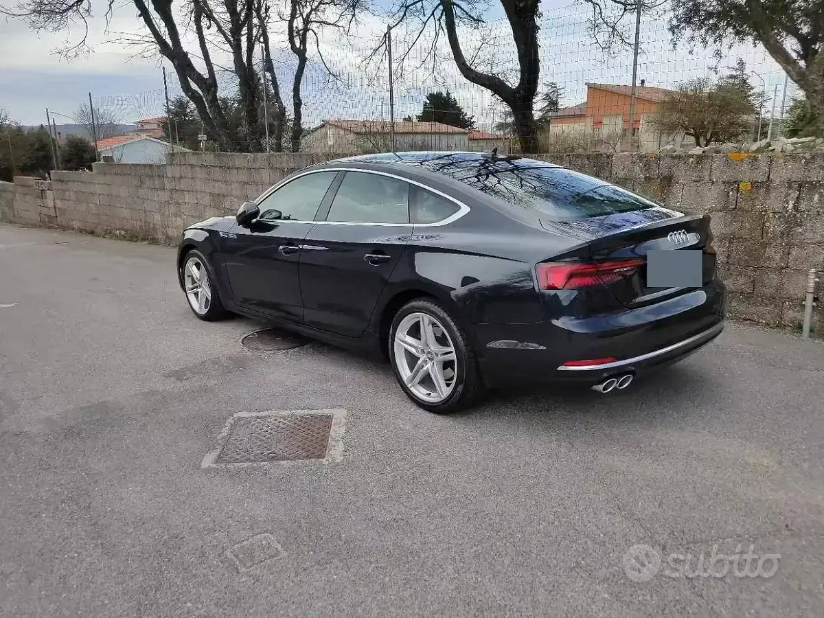 Usata Audi A5 Sportback Business 190 CV (139 kW) 2018 Bluazzurro Utilitaria
