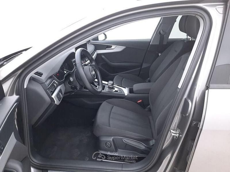 Usata Audi A4 136 CV (100 kW) 2019 Gray Station wagon