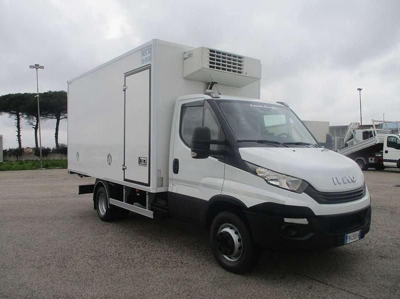 Usata Iveco Daily 145 CV (106 kW) 2018 Bianco