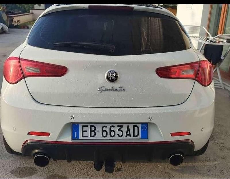 Usata Alfa Romeo Giulietta Progression 170 CV (125 kW) 2011 Berlina