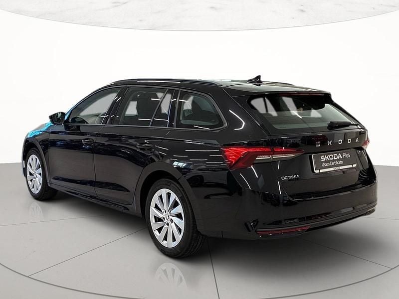 Usata Skoda Octavia Selection 150 CV (110 kW) 2024 Nero tulipano perlato Station wagon