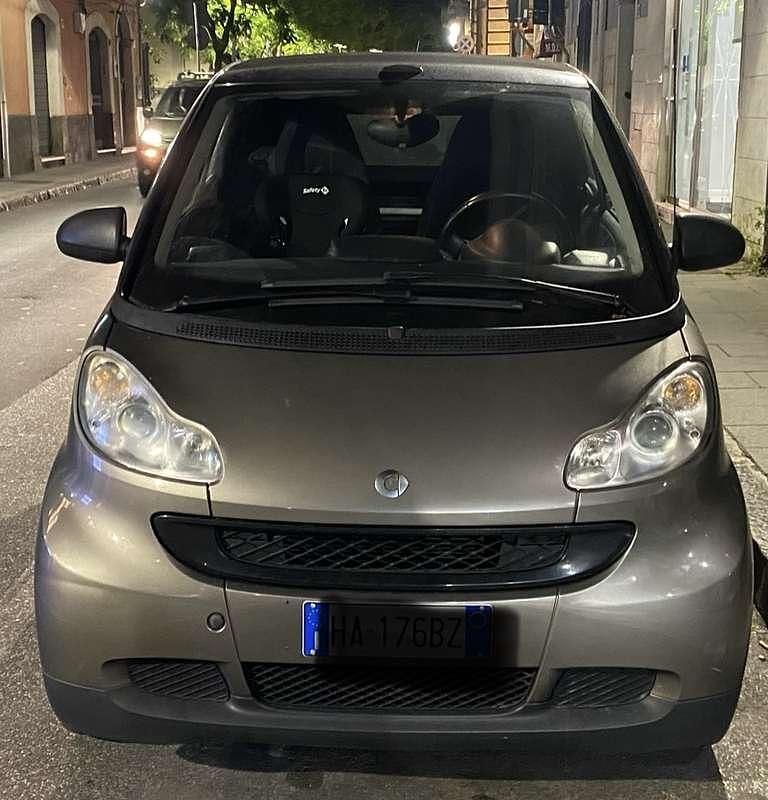Grigio Usata 2010 Smart ForTwo Cabrio Cabrio | 5200 € - Immagine 1/4