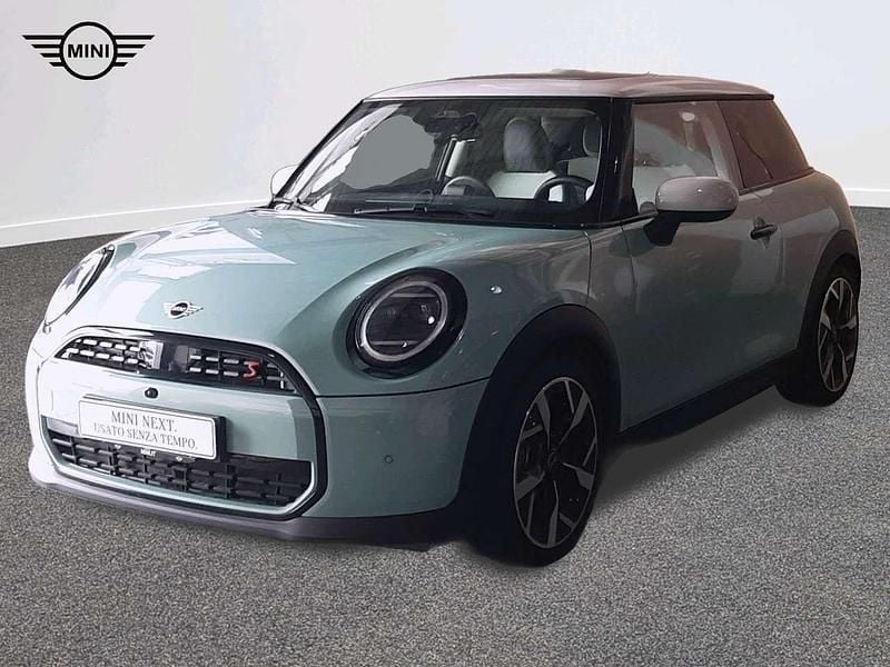 Other Usata 2024 Mini Cooper S Classic Due volumi | 32.264 € (Buon prezzo) - Immagine 1/4