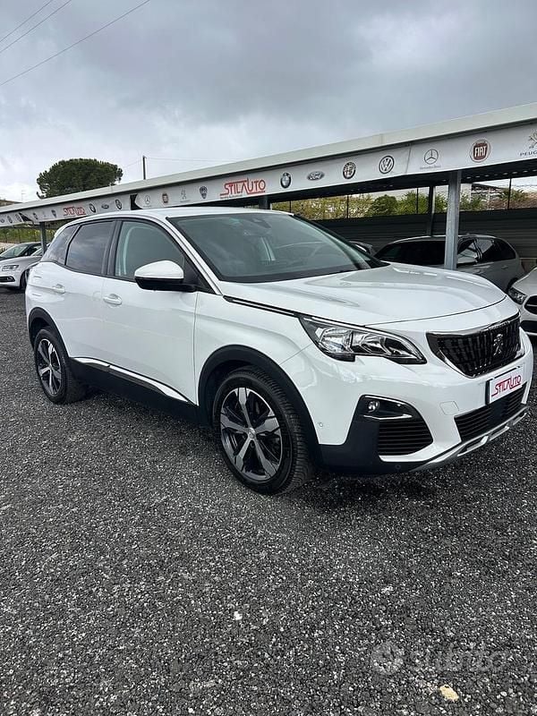 Usata Peugeot 3008 Allure 120 CV (88 kW) 2017 Bianco SUV