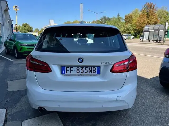Usata BMW 218 Active Tourer Luxury Line 149 CV (109 kW) 2016 Bianco Monovolume