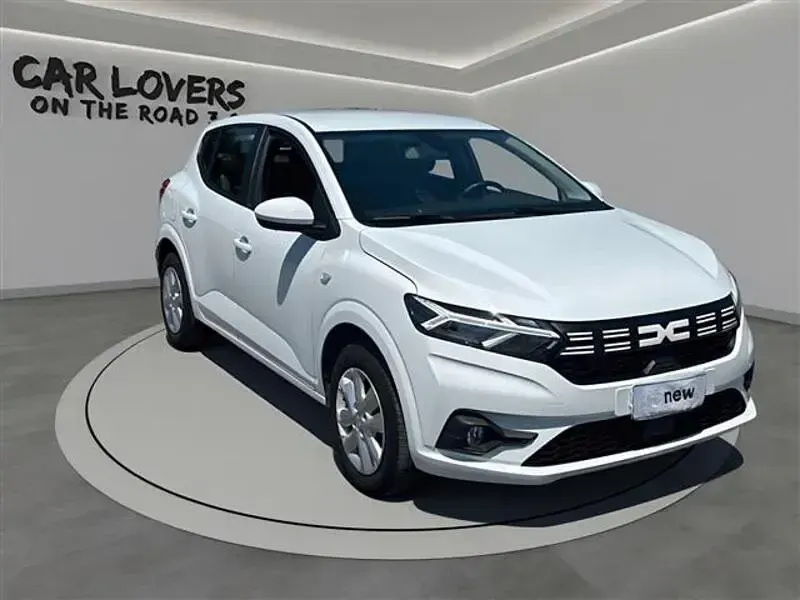 Usata Dacia Sandero Expression 101 CV (74 kW) 2023 Bianco Utilitaria