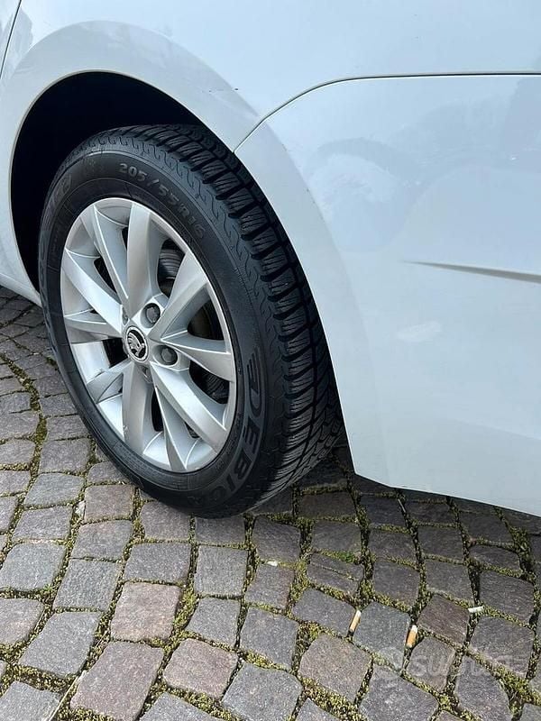 Usata Skoda Octavia 110 CV (80 kW) 2017 Bianco Station wagon