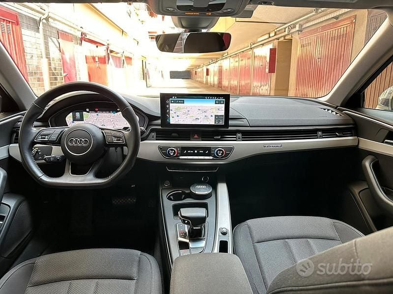Usata Audi A4 Ambiente 204 CV (150 kW) 2020 Blu Station wagon