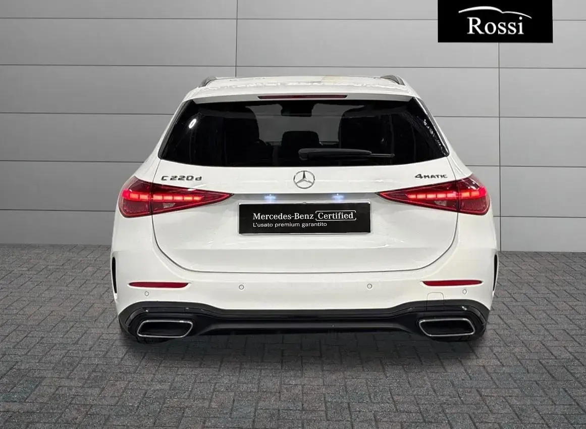 Usata Mercedes 220 Advanced 197 CV (144 kW) 2023 Bianco Station wagon