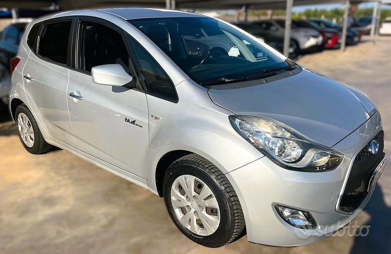 Usata Hyundai ix20 Style 90 CV (66 kW) 2011 Grigio Utilitaria