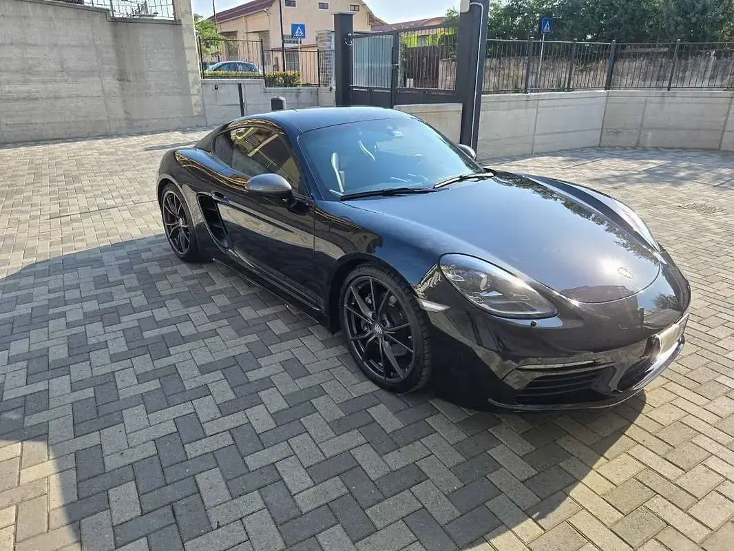 Usata Porsche 718 299 CV (219 kW) 2020 Nero Cabrio