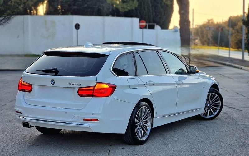 Usata BMW 320 Luxury Line 190 CV (139 kW) 2015 Station wagon