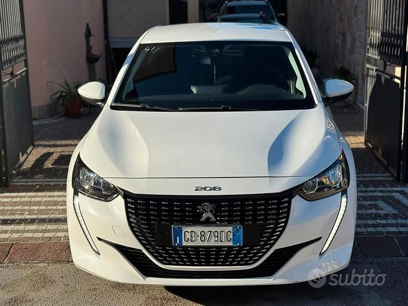 Usata Peugeot 208 Allure 101 CV (74 kW) 2020 Bianco Utilitaria