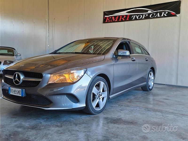 Usata Mercedes CLA200 Premium 136 CV (100 kW) 2017 Grigio Berlina