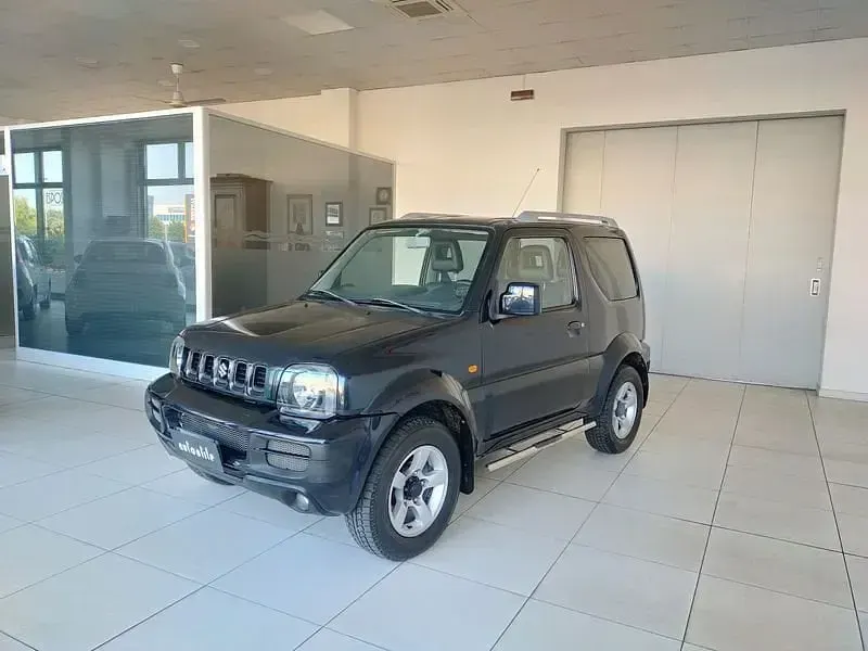 Usata Suzuki Jimny 86 CV (63 kW) 2007 Nero SUV