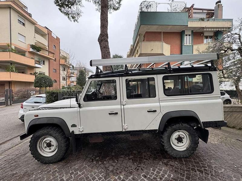 Usata Land Rover Defender 122 CV (89 kW) 2006 Bianco Station wagon