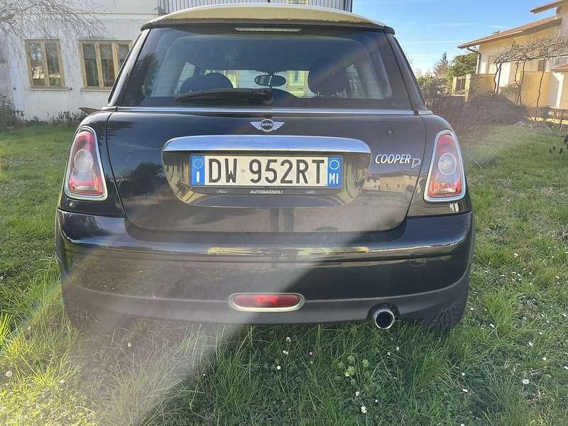Usata Mini Cooper D 109 CV (80 kW) 2009 Utilitaria