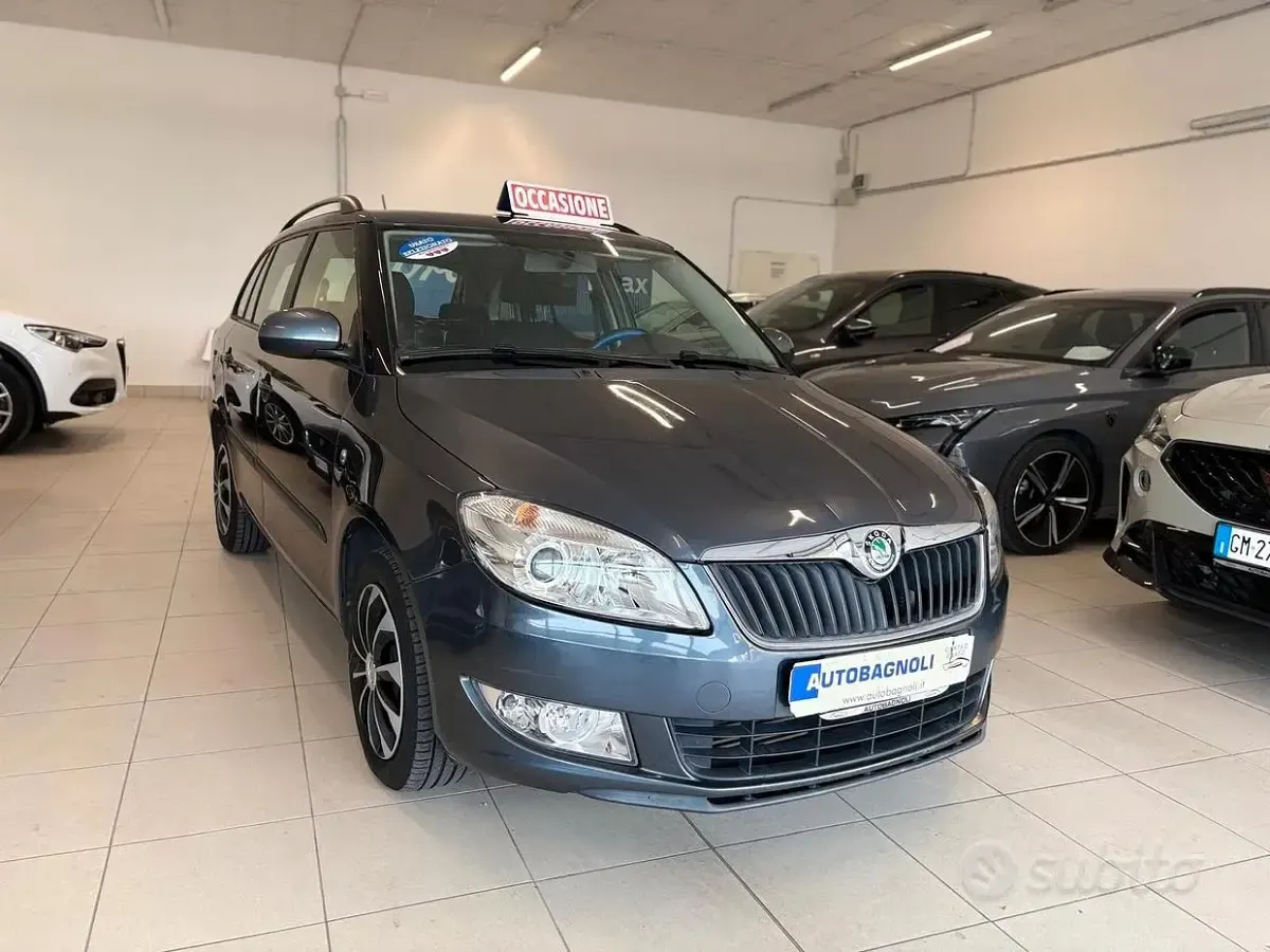 Usata Skoda Fabia Active 75 CV (55 kW) 2012 Grigio Station wagon