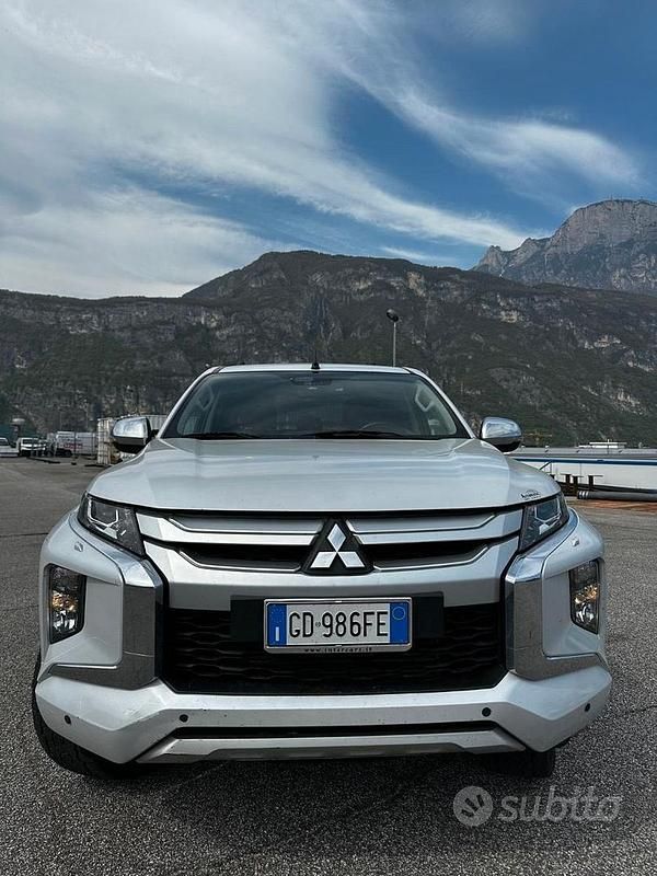 Usata Mitsubishi L200 150 CV (110 kW) 2021 Pick-up
