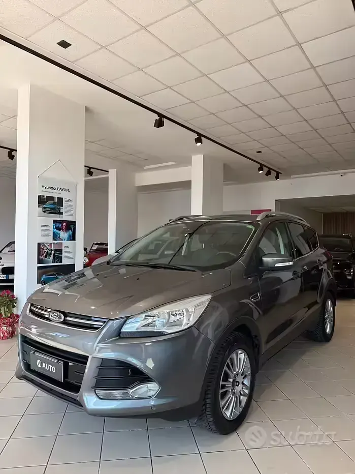 Usata Ford Kuga Titanium 140 CV (102 kW) 2013 Grigio SUV