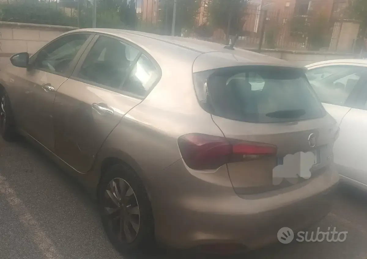 Usata Fiat Tipo Easy 76 CV (55 kW) 2018 Utilitaria