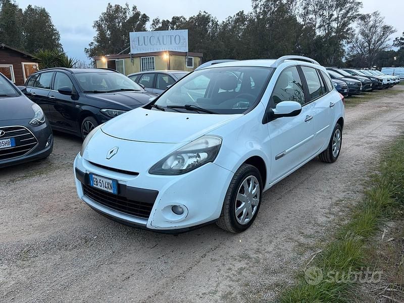 Usata Renault Clio GrandTour 75 CV (55 kW) 2010 Bianco Station wagon