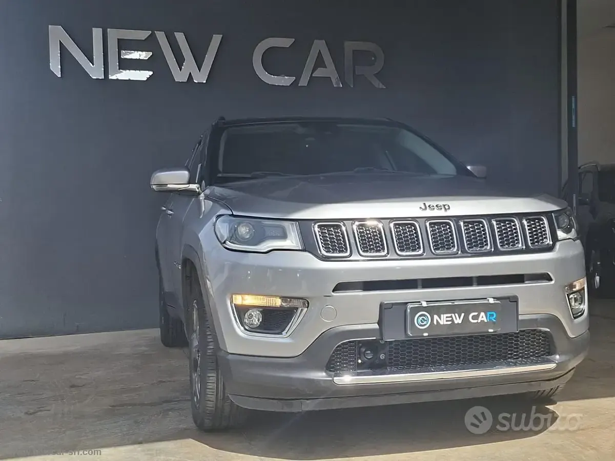 Usata Jeep Compass Limited 140 CV (102 kW) 2018 Grigio SUV