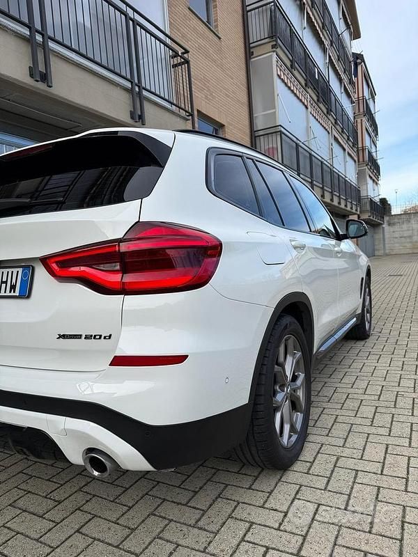 Usata BMW X3 Efficient Dynamics 190 CV (139 kW) 2020 Bianco SUV