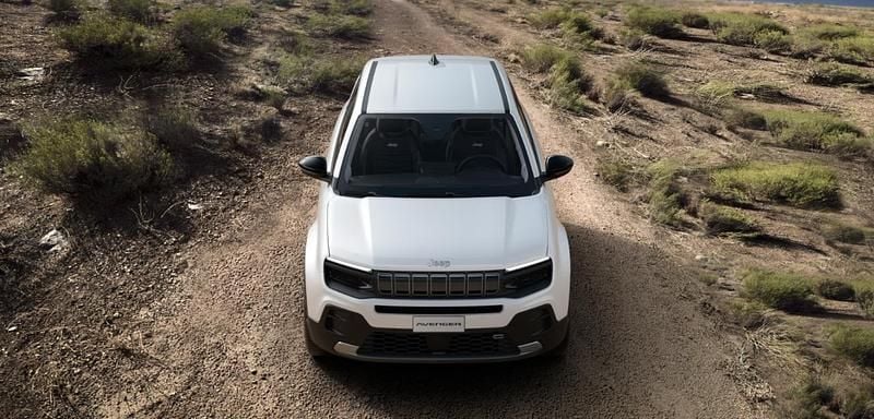 Usata Jeep Avenger Altitude 101 CV (74 kW) 2024 Bianco SUV