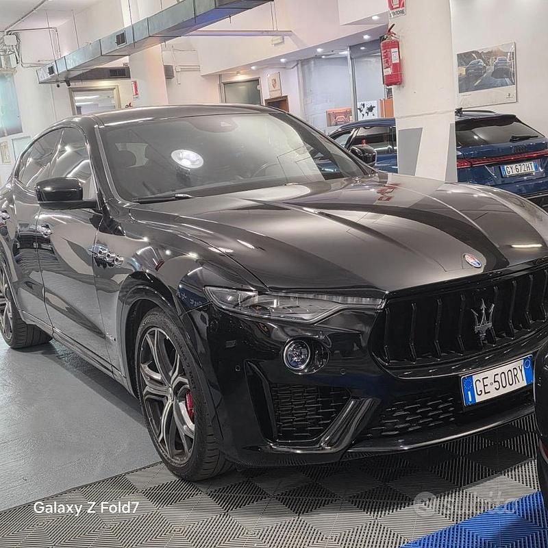 Usata Maserati GranSport 350 CV (257 kW) 2021 Nero Station wagon