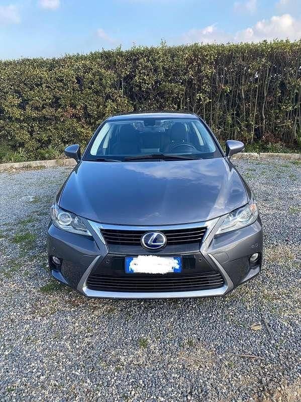 Usata Lexus CT200h 99 CV (72 kW) 2015 Berlina