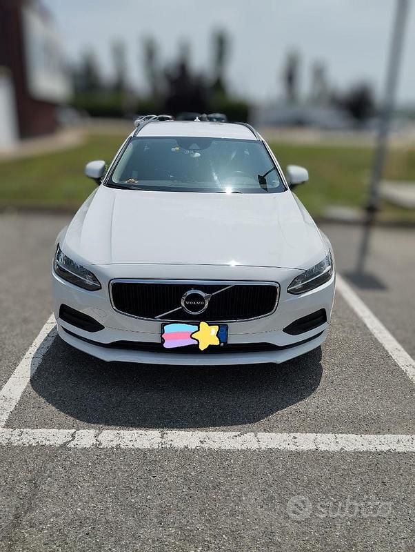 Bianco Usata 2017 Volvo V90 Station wagon | 13.500 € (Buon prezzo) - Immagine 1/4
